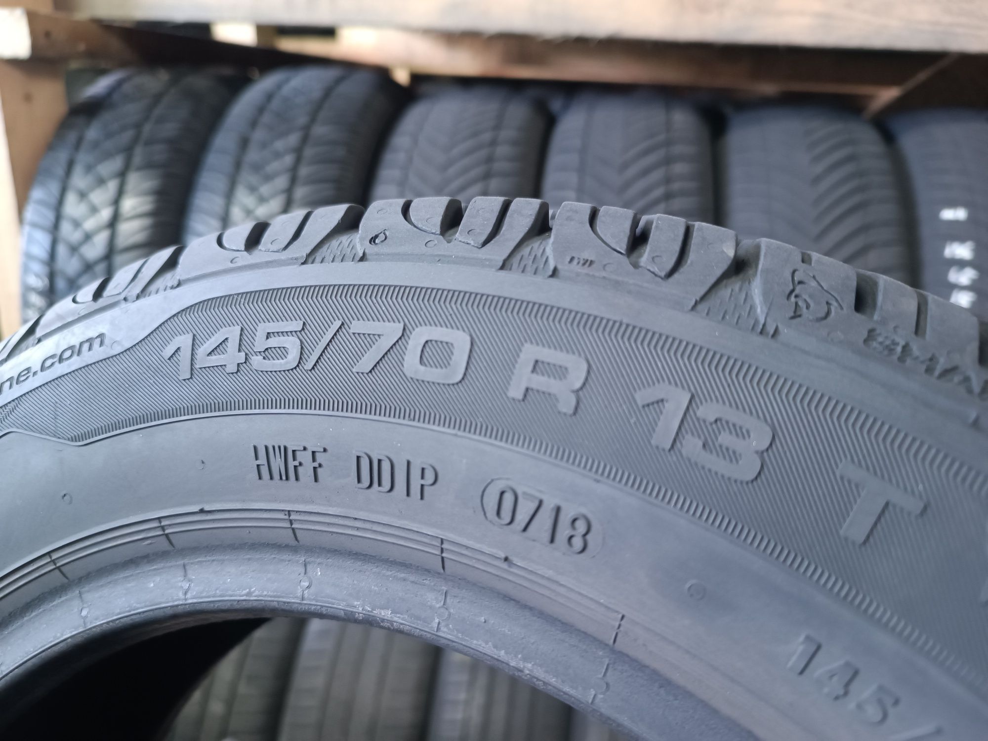 Майже нові літні шини UNIROYAL 145/70 R13 резина Р13