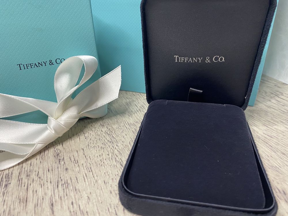 Коробок Tiffany&Co Тиффани для подвеса,ключика.Новый.