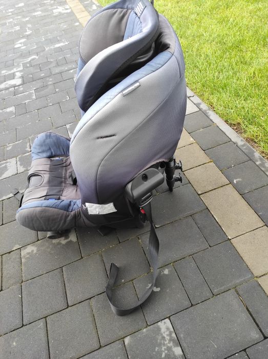 Fotelik tyłem Axkid minikid