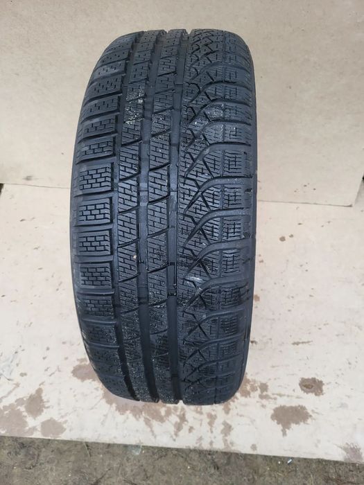 235 50 19 PIRELLI SOTTOZERO WINTER 210 SERIE 2 AO 23r 6.5mm