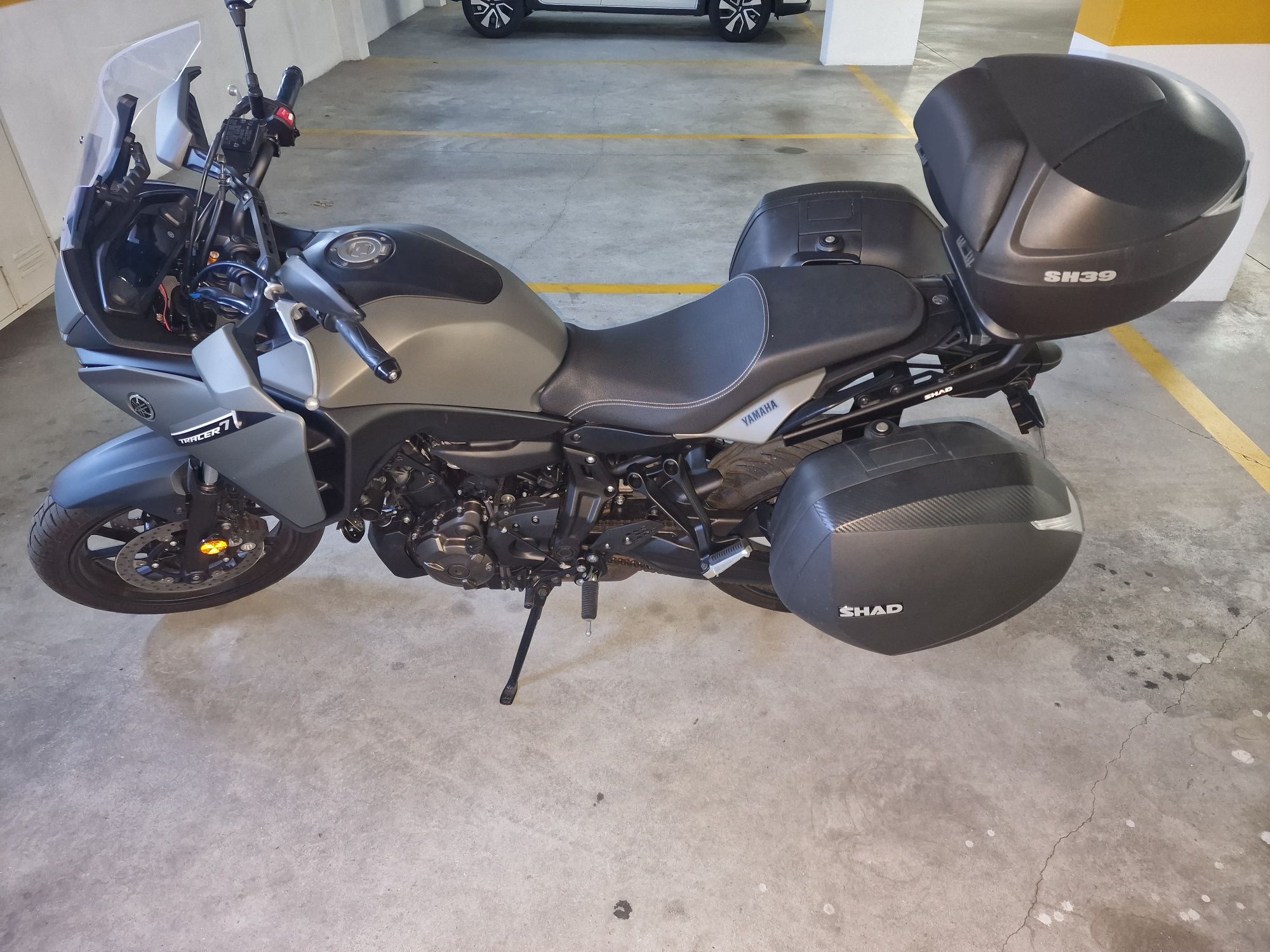 Yamaha Tracer 7 como nova
