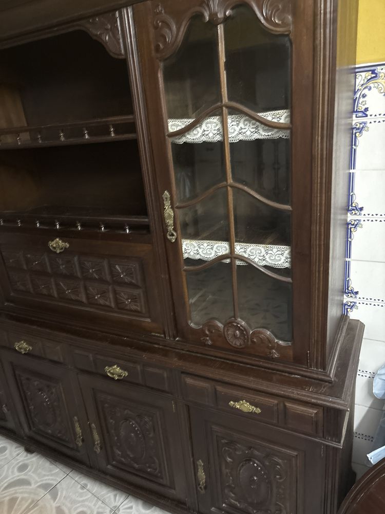 movel antigo  com mesa oval e 8 cadeiras completo