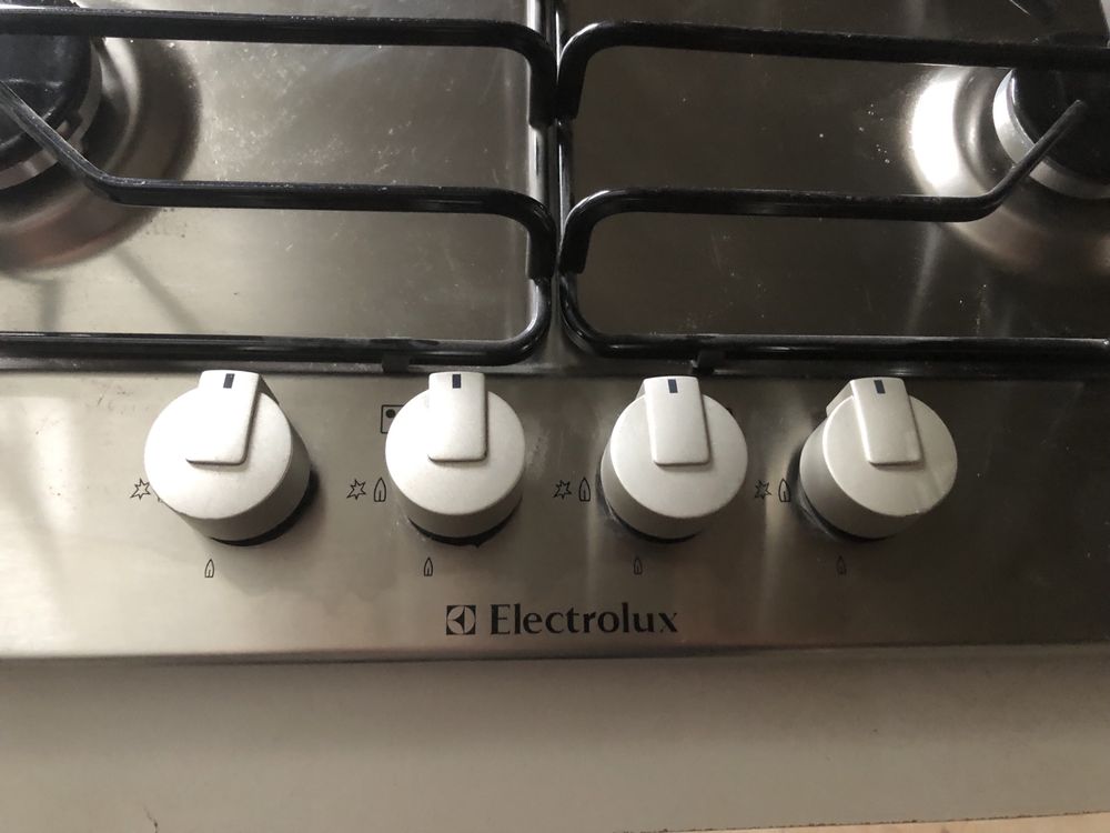 Варочная  панель  Electrolux