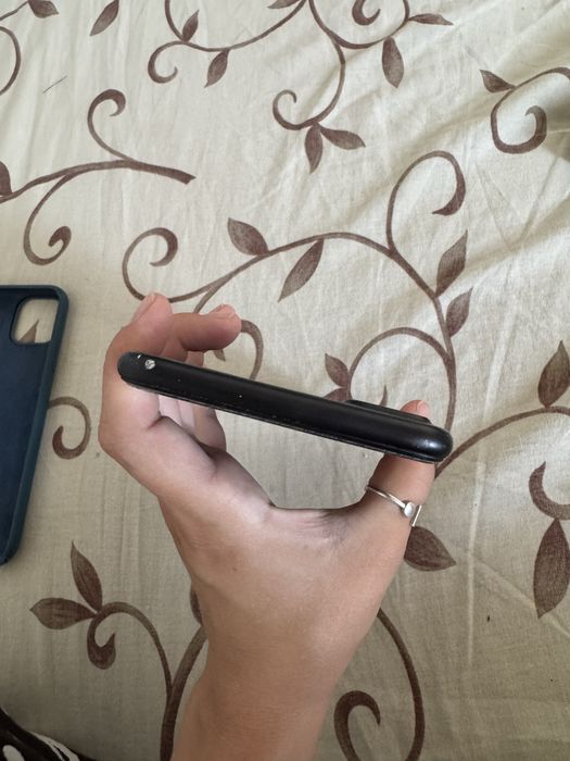 Продам iphone 7+