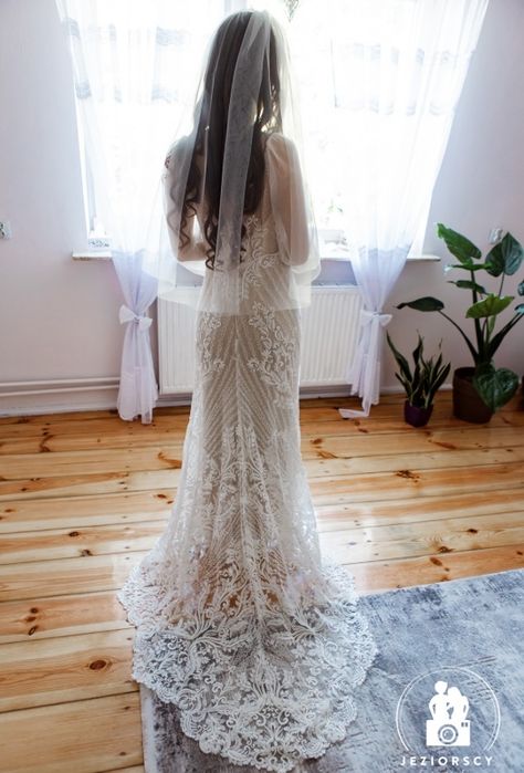 Suknia ślubna ecru śmietankowa długi rękaw XS