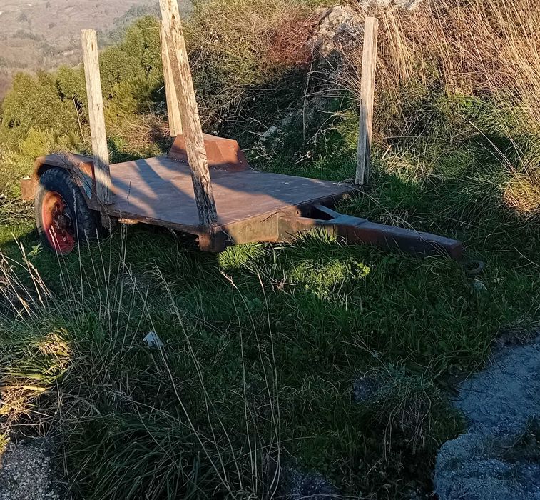 Reboque agricola sem báscula