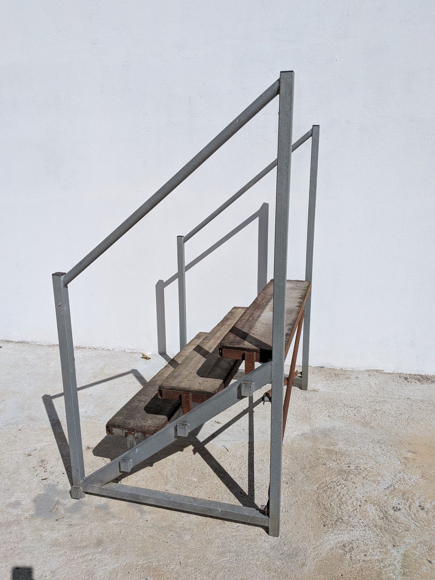Escadas metálicas