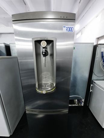 Холодильник с охладителем пива Ariston H-12t Гарантия Недорого