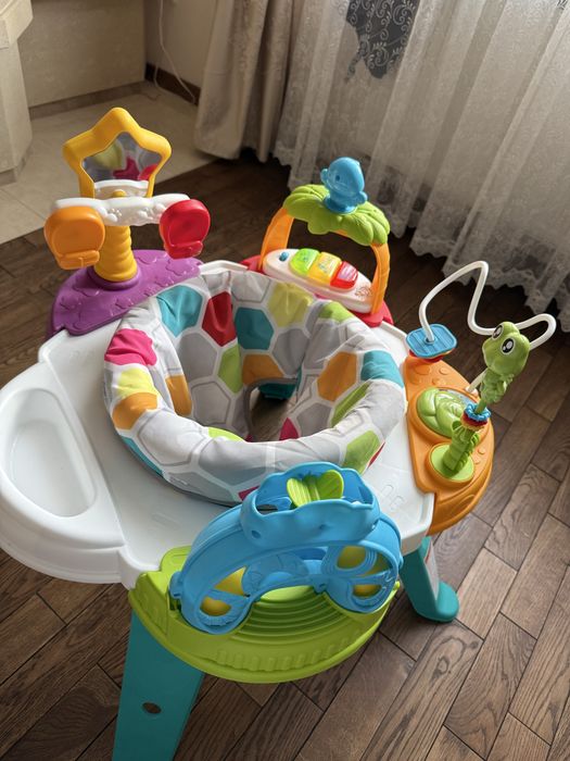 Інтерактивний столик для дитини