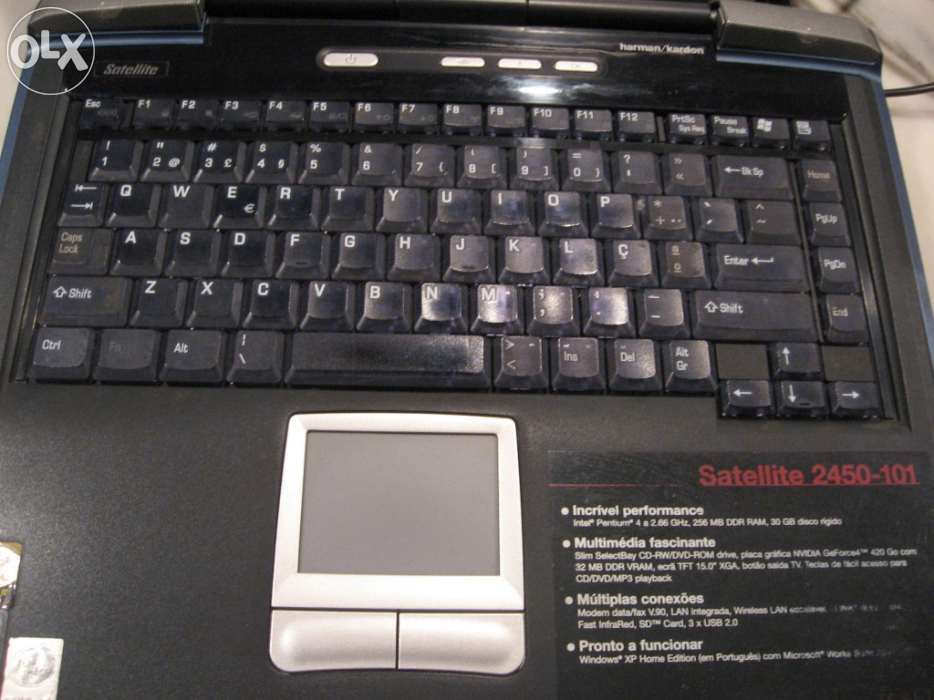 Portátil/ laptop toshiba Satelitte 2450.101