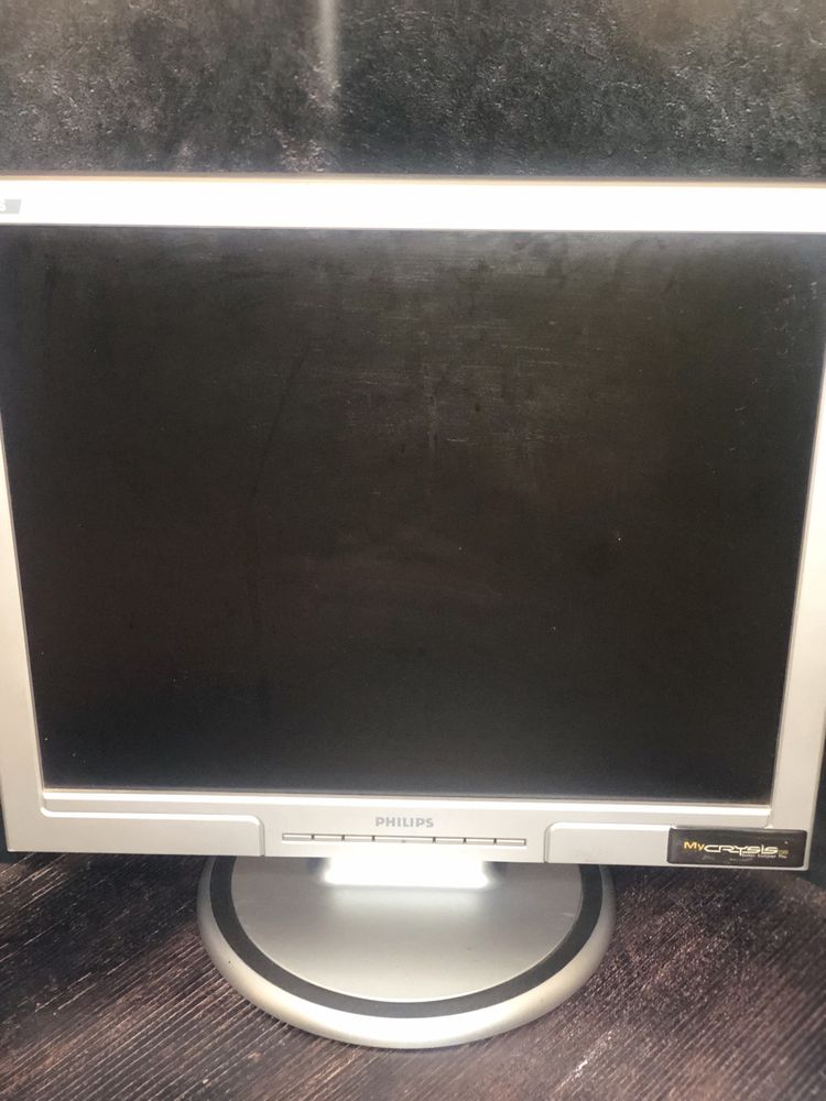 Монитор 19 Philips