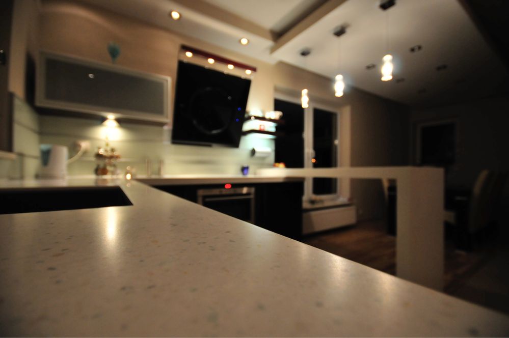 Kuchnia, Meble kuchenne, Blat Konglomerat Corian, AGD, Fornir Wenge