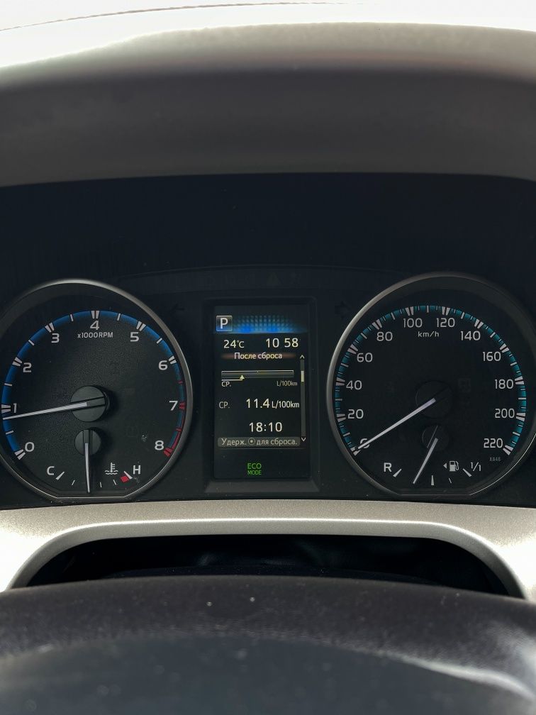 Toyota Rav 4 2017 року