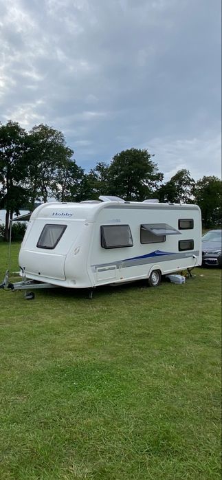 Hobby excellent 545 kmf „ pietrowe łóżko „ 2011 r