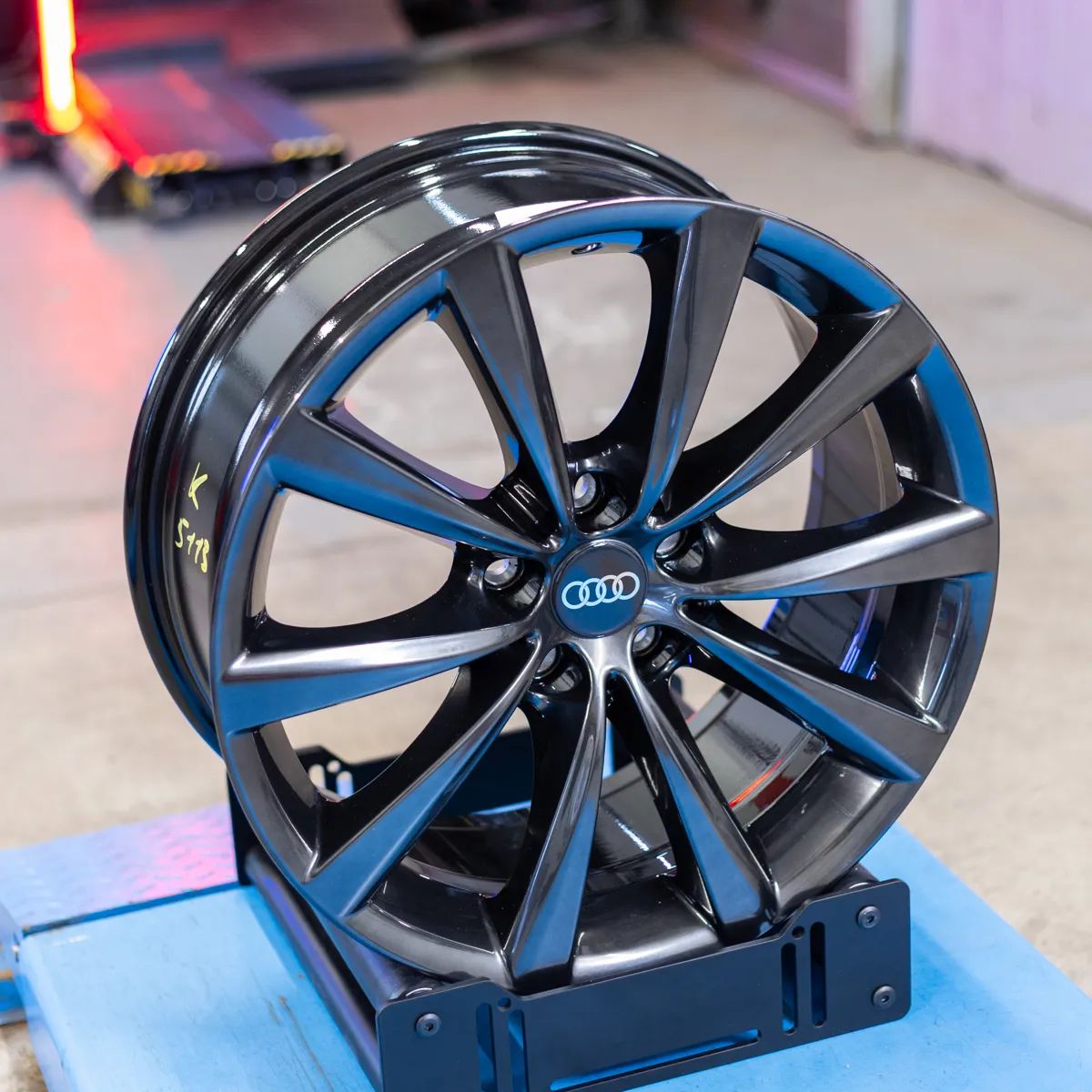 NOWE ORYGINALNE Felgi aluminiowe 18" Audi A4 A5 A6 A7 A8 Q3 Q5 Q7