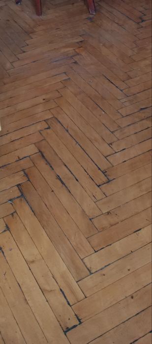 Паркетна дошка на підлогу