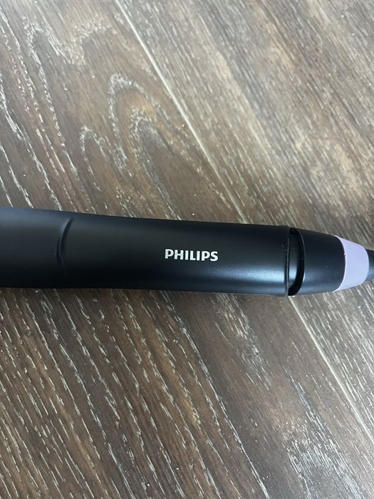 Стайлер Philips (праска для волосся)