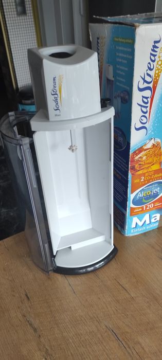 Saturator sodastrem + dwie butelki
