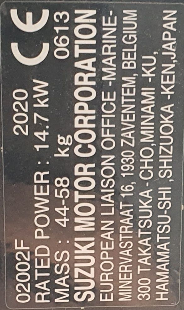 Silnik zaburtowy Suzuki DF20A czarny rok 2020 wypływane ok 10 mth