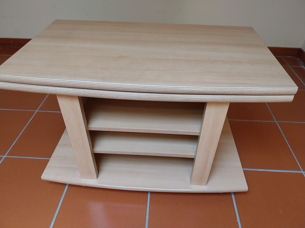 Mesa para TV ou Playstation