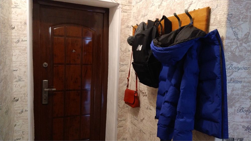 Від власника,без %,центр,на площі,2х квартиру,на довготривалий термін.