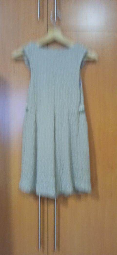 Vestido mini bege