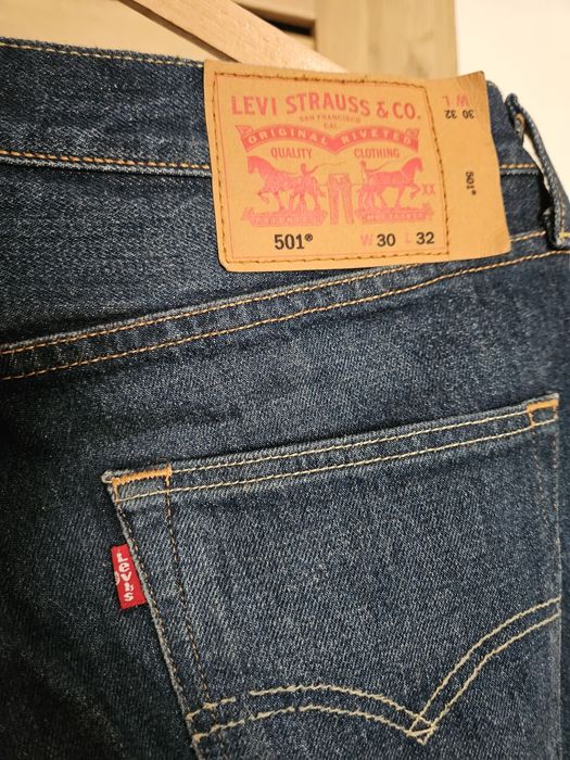 Męskie jeansy Levi's 501. Rozmiar W30 L32