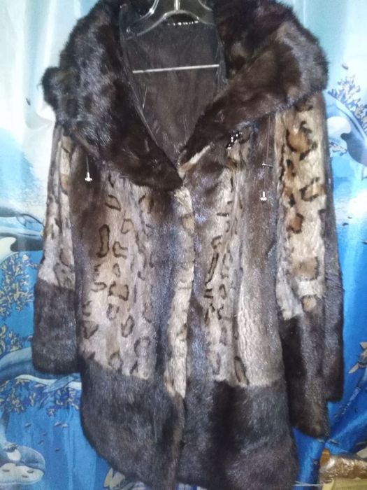 Красивая норковая шуба