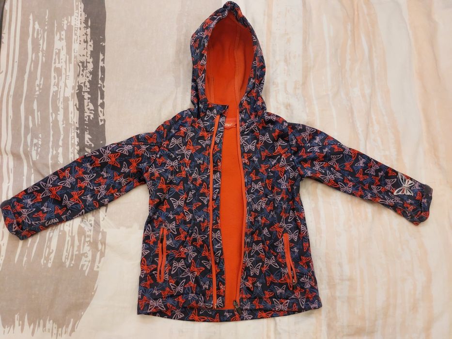 Kurtka,  softshell  r.110/116 dla dziewczynki, ubrania