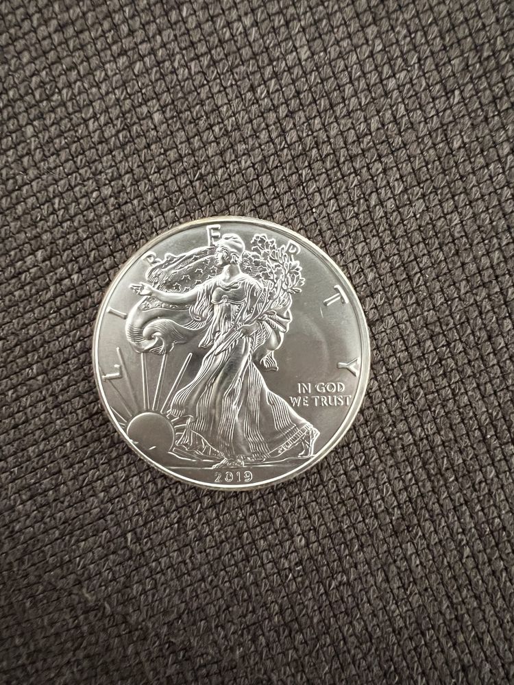 Срібний долар США 2019 рік Інвестиційна монета