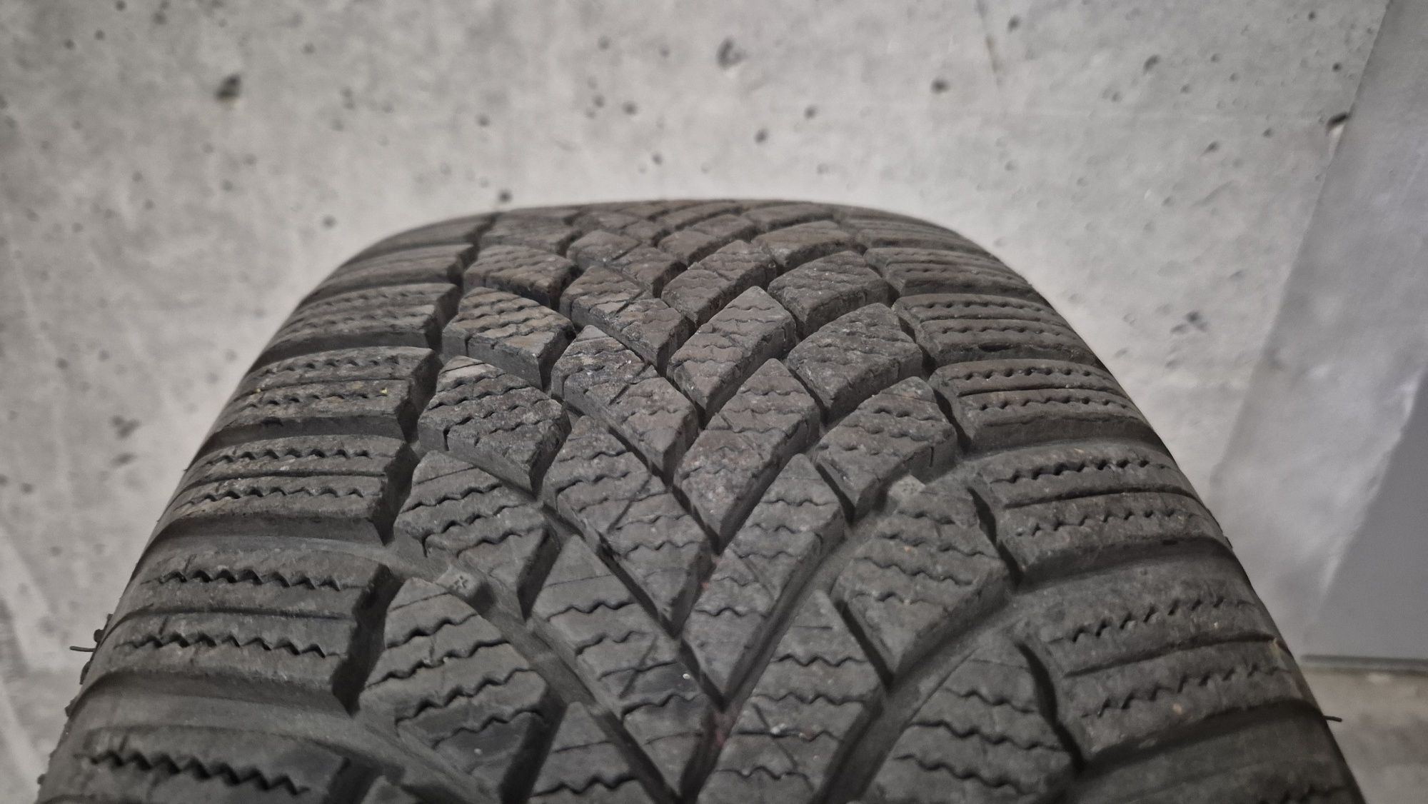 Koła felgi opony zimowe Bridgestone 205/55 R16 - 2022 r. 6-7mm