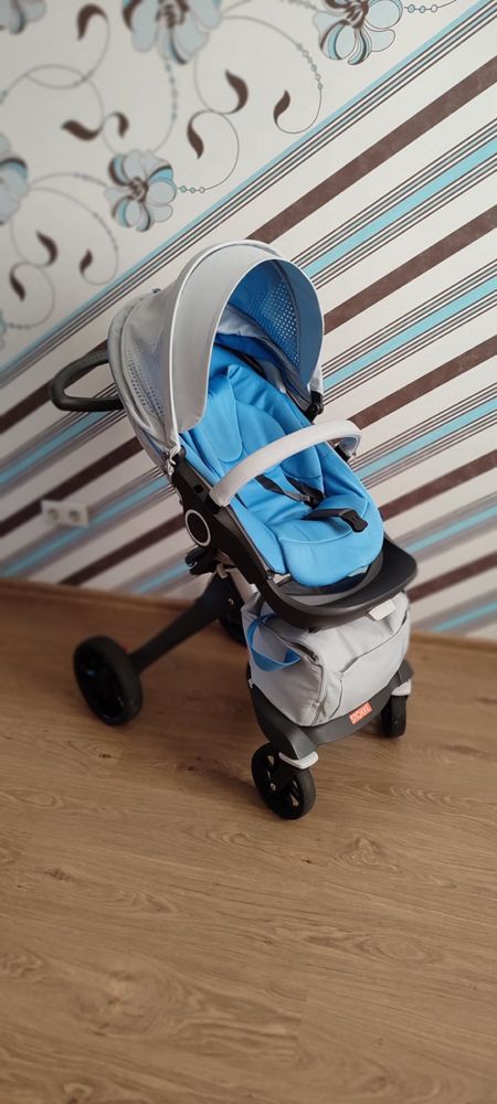 Коляска Stokke V5