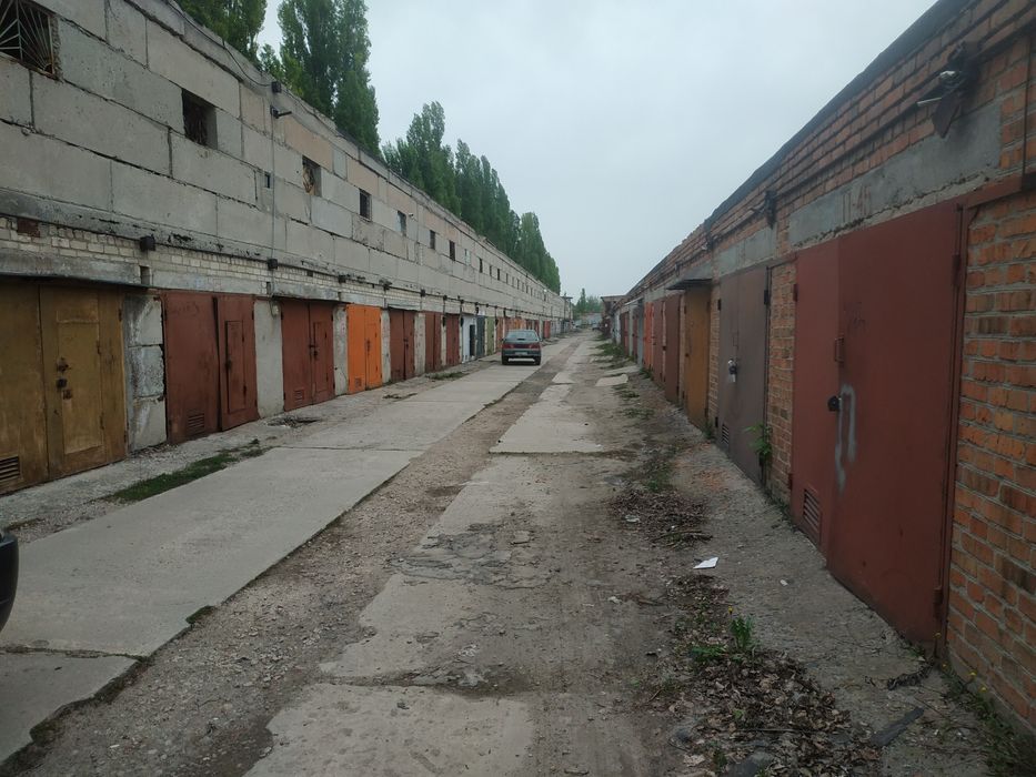Продам гараж в гарному стані