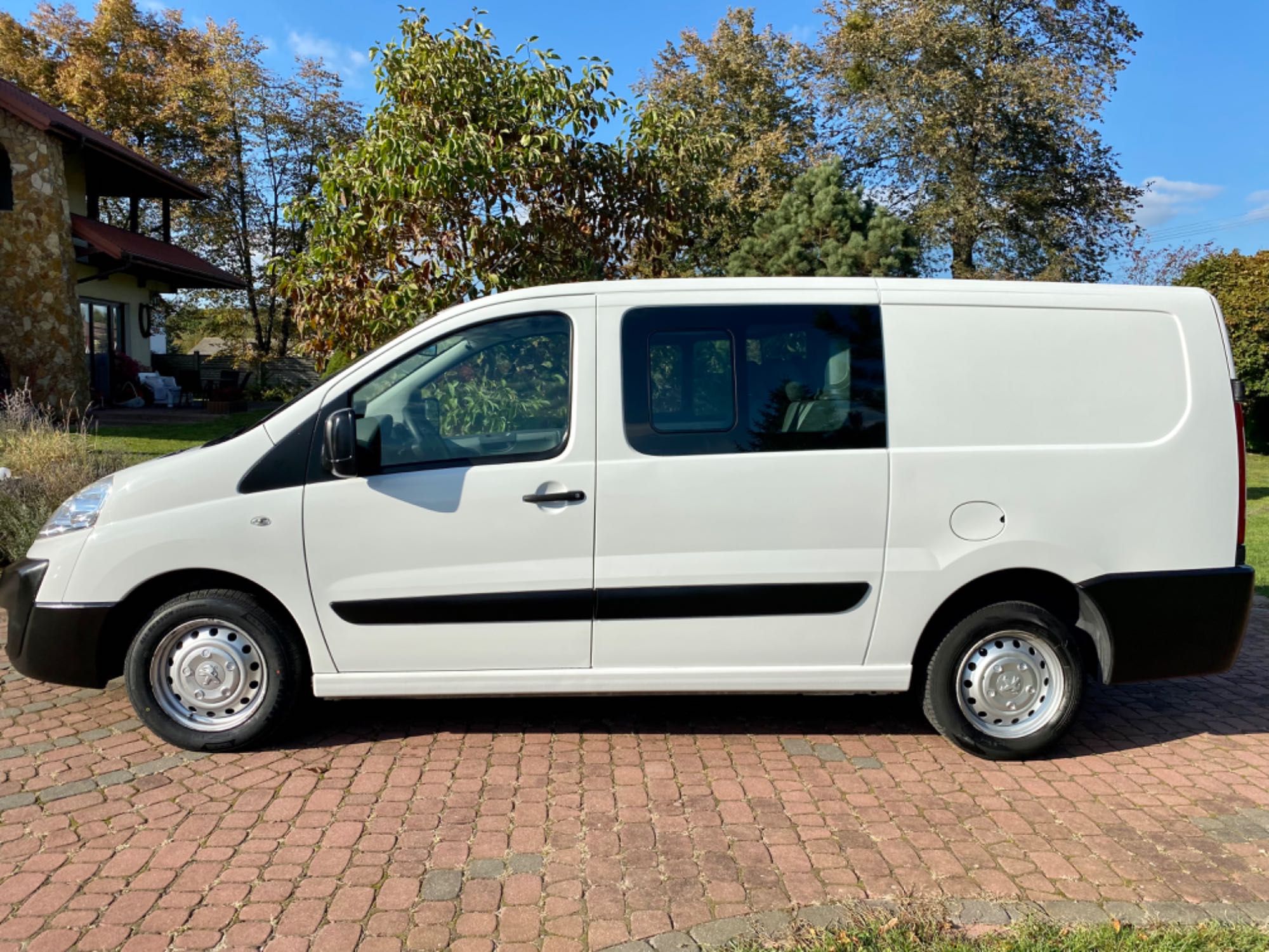 peugeot expert business van  2,0hdi  dubel.cab  L2/H1  6-osobowy