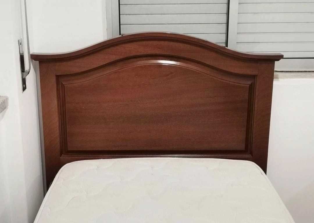 Cama Madeira com Colchão