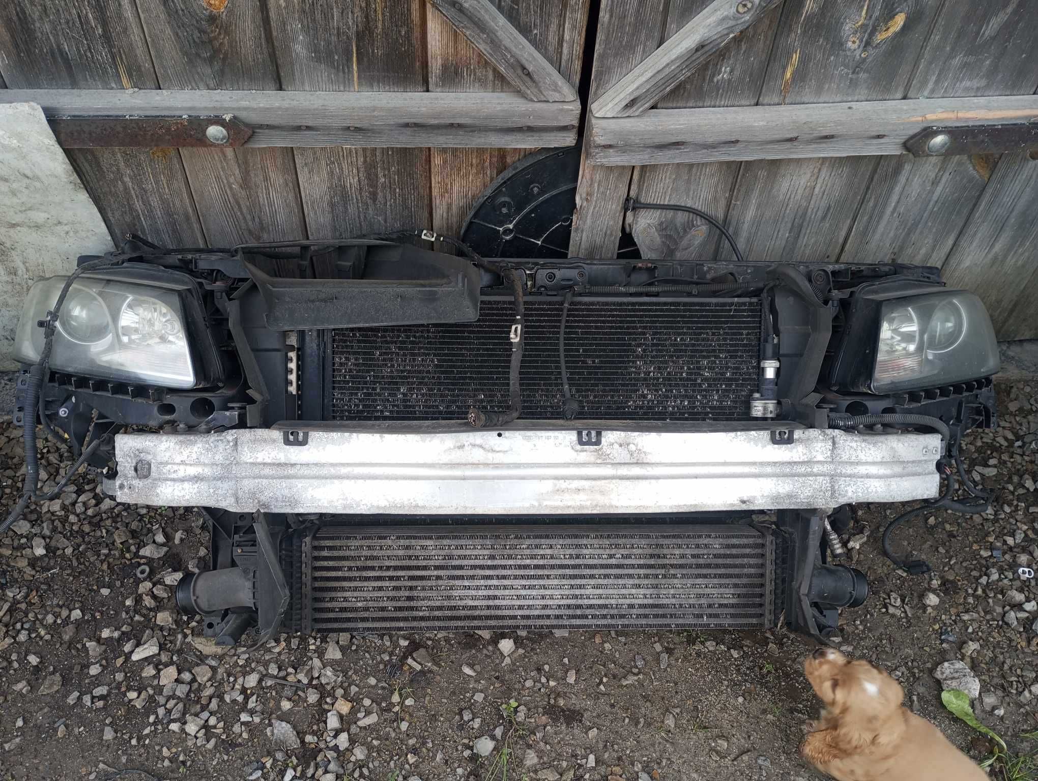 Pas przedni  wzmocnienie  CHŁODNICE AUDI A4 B8 A5 1,8TFSI