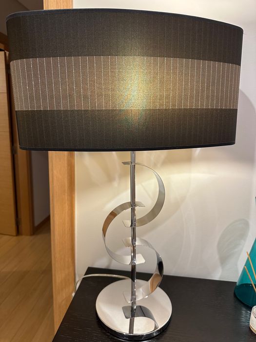 Candeeiro de mesa