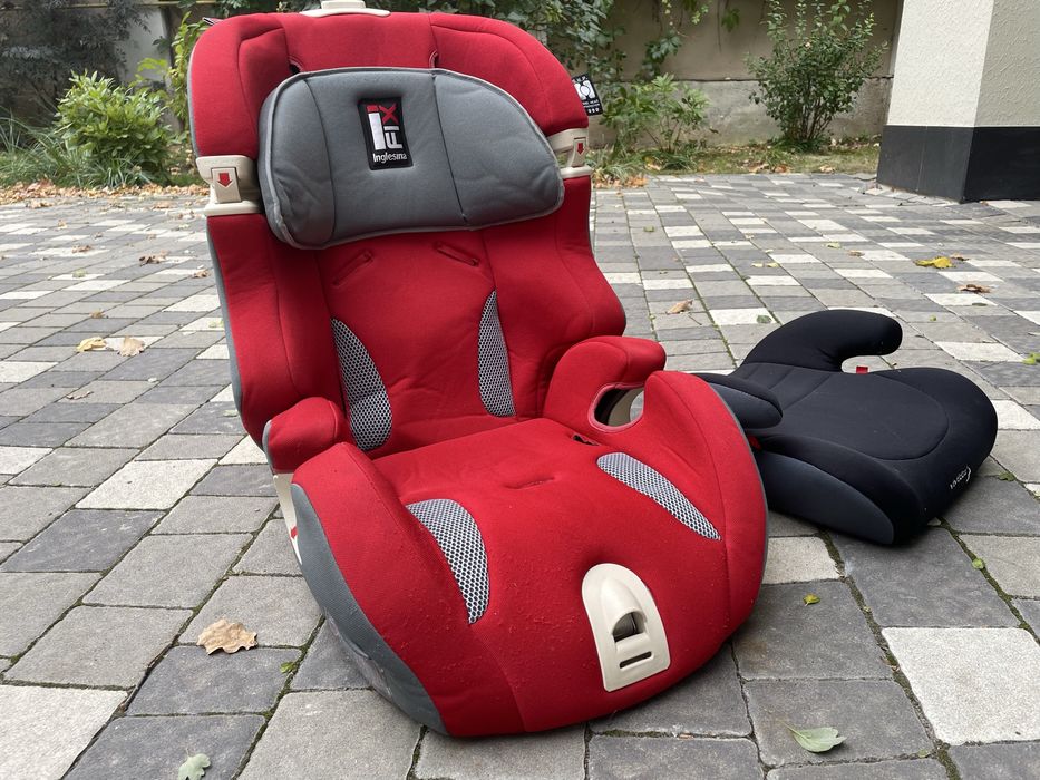 Продам дитячі автомобільні крісла і бустер