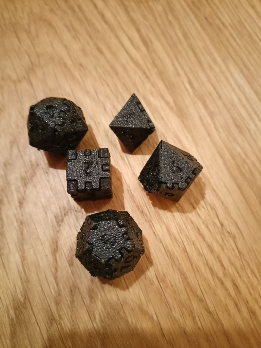 Kostki RPG drukowane 3D - kosmiczna czerń