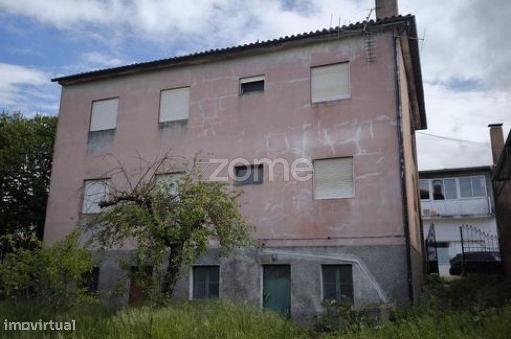 Moradia, Mogadouro, Valverde, Vale de Porco e Vilar de Rei