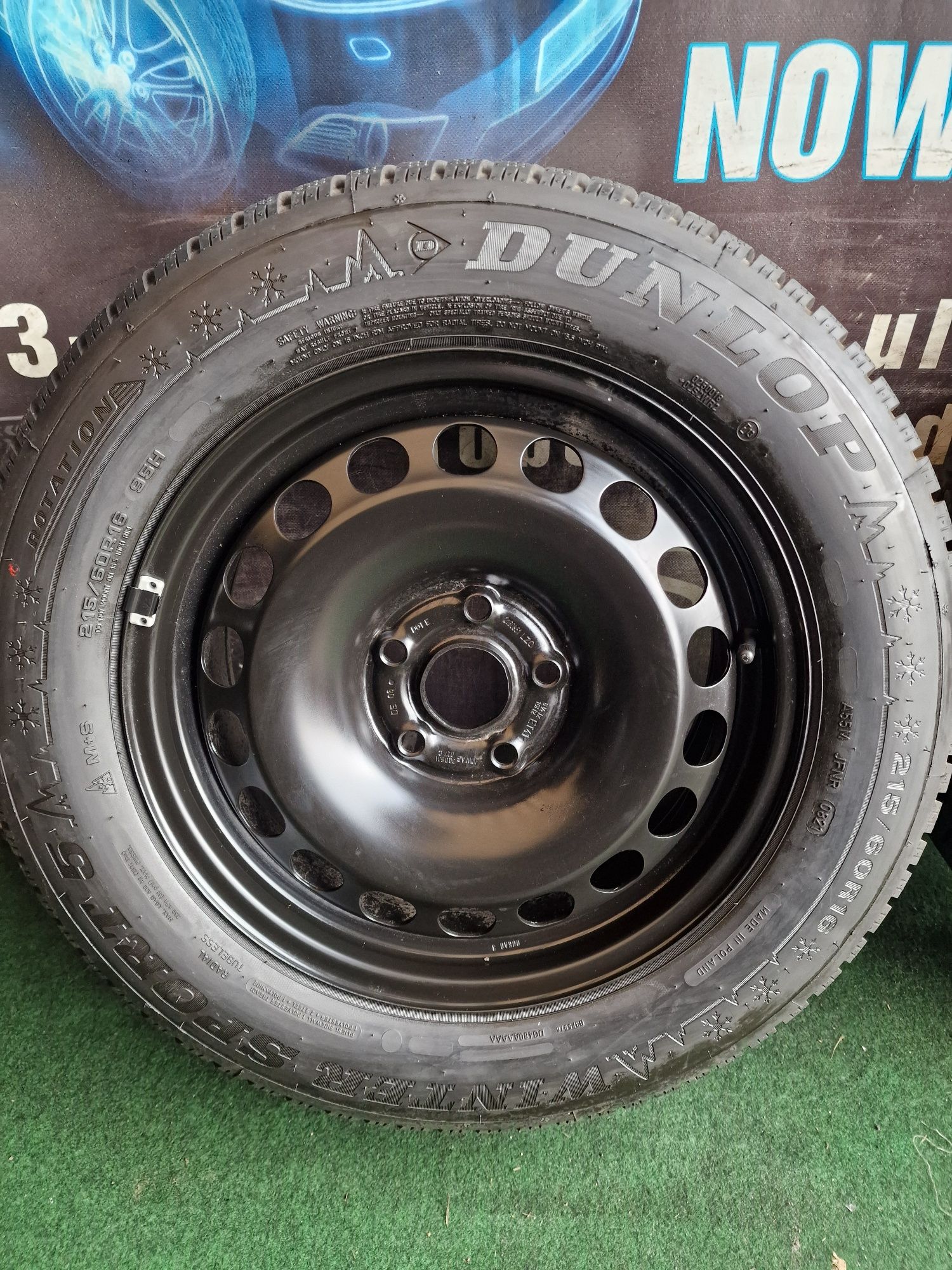 Koła zimowe 16 5×112 Vw Audi Skoda Seat 215/60/16 Dunlop Nowe 10mm Org