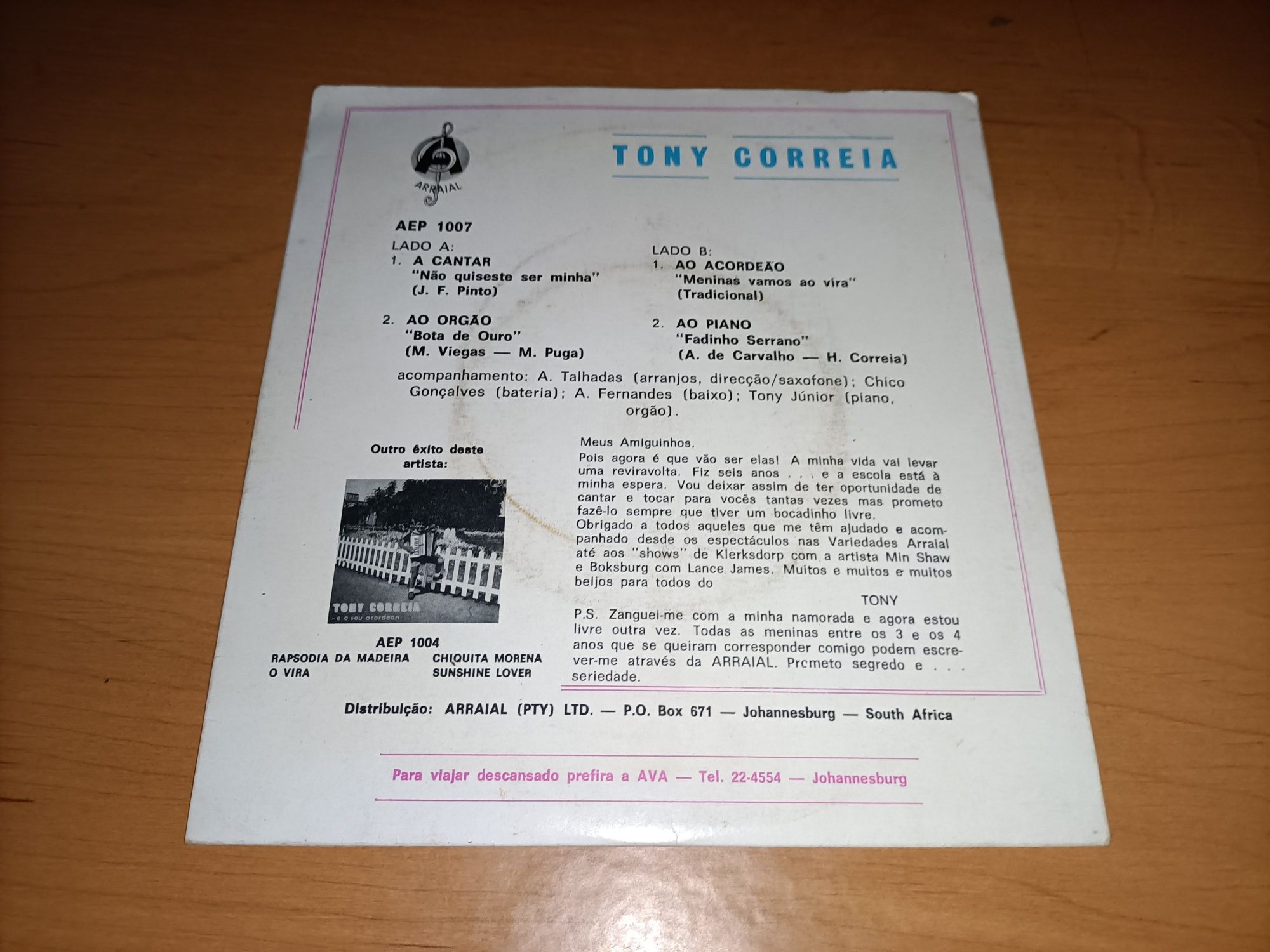 Tony Correia_Vinil