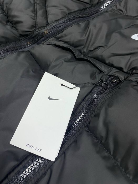 Пуховик Nike Storm-FIT чорна/ куртка найк