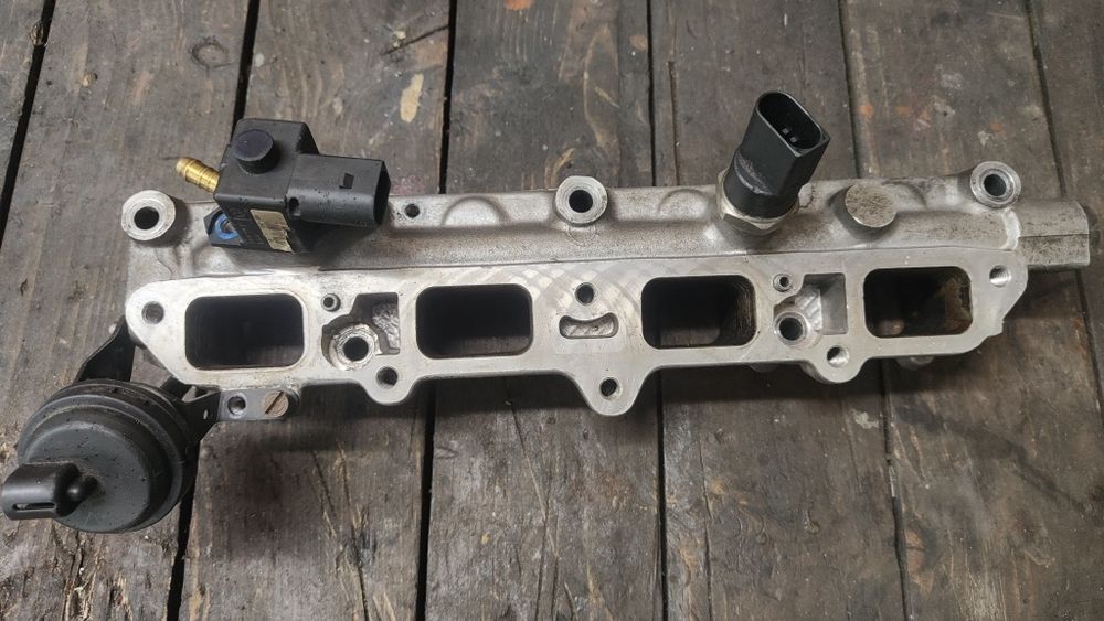 Listwa wtryskowa VW 1,6 FSI BAD