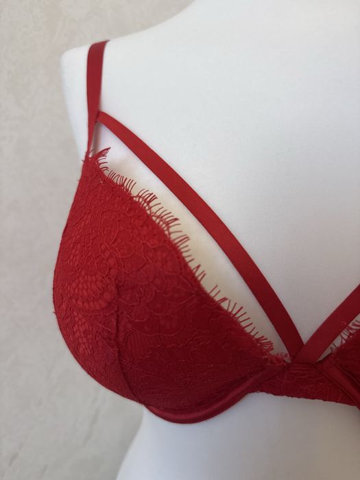 Vicroria secret la perla бюстгалтер