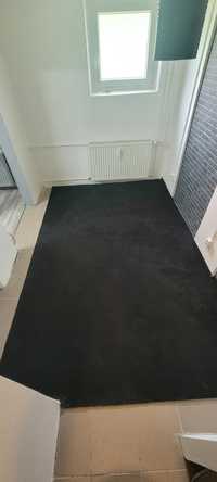 Wykładzina dywanowa  czarna