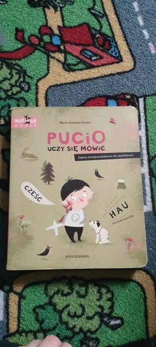 Pucio uczy się mówić