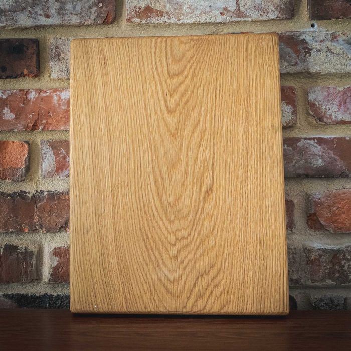 Deska do krojenia lub podawania 40x30 dębowa z monolitu Handmade