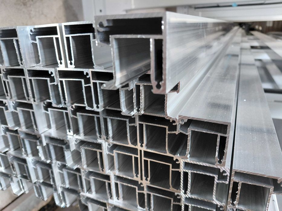 Profil ocynkowany 80x20x1 (L-5MB, L-6MB), I GAUNEK