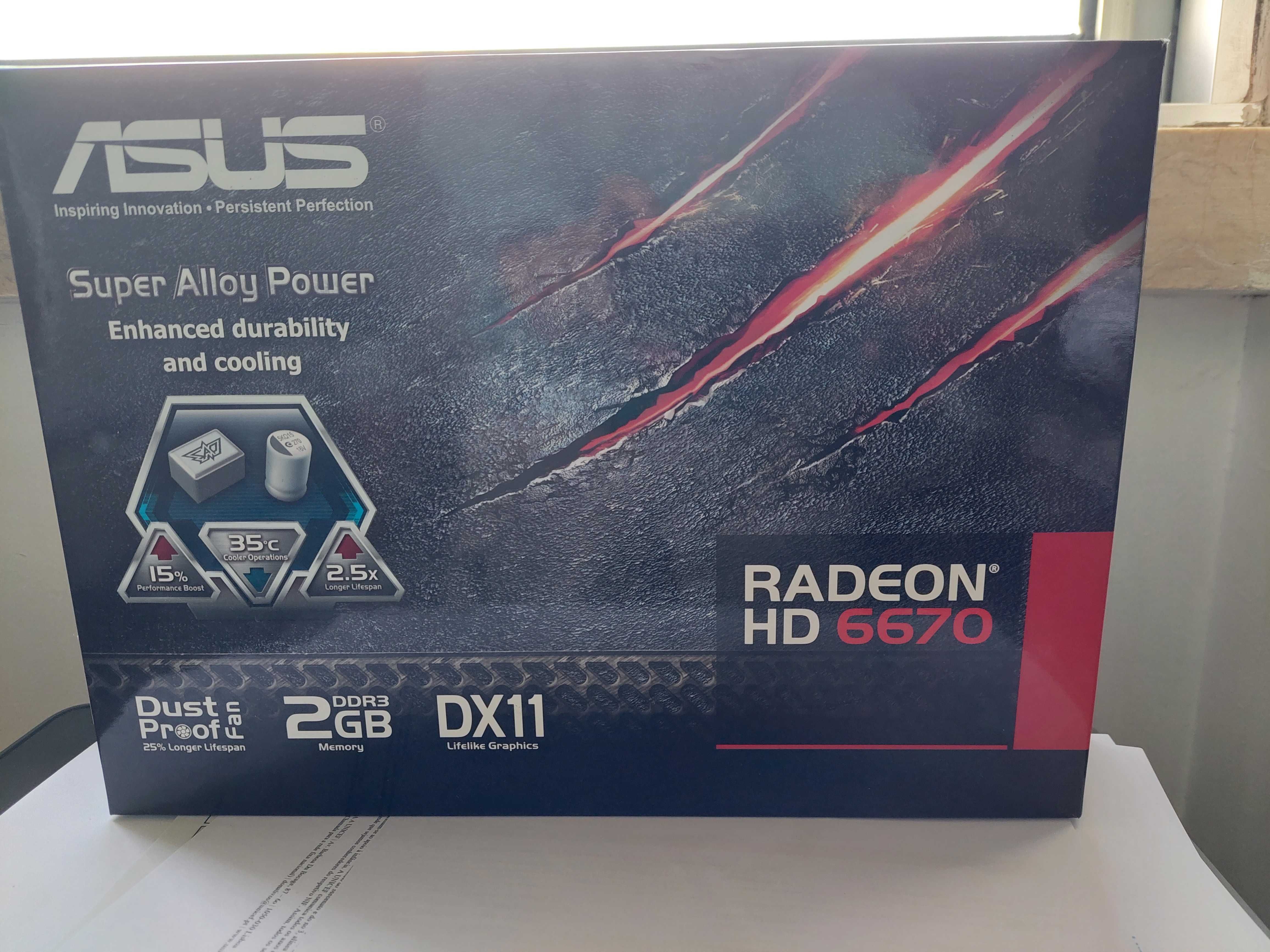 Placa gráfica ASUS RADEON HD 6670 (bom estado)